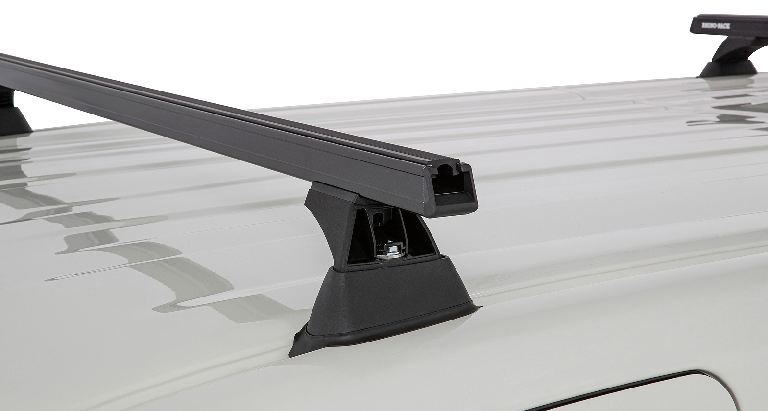 Rhino-Rack Heavy Duty RCH 3 Bar Roof Rack for Toyota Hiace Gen 6 2dr ...
